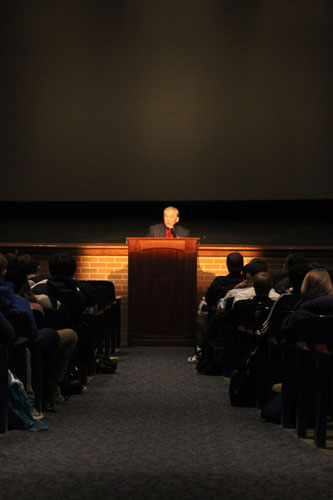 Holocaust speaker teaches through living history