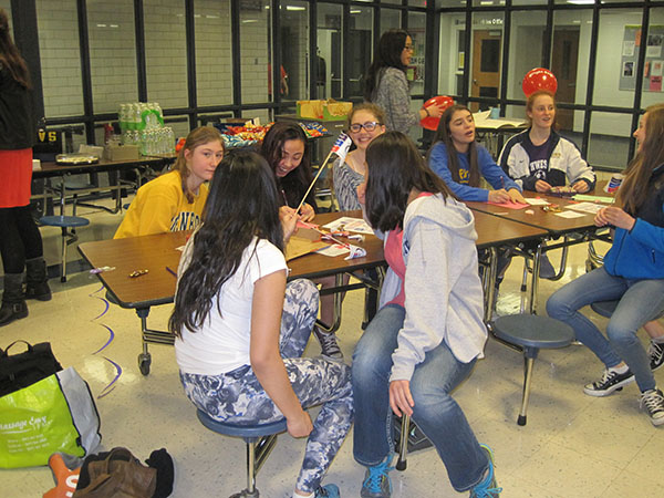 Cure Club hosts Quiz for Cure fundraiser