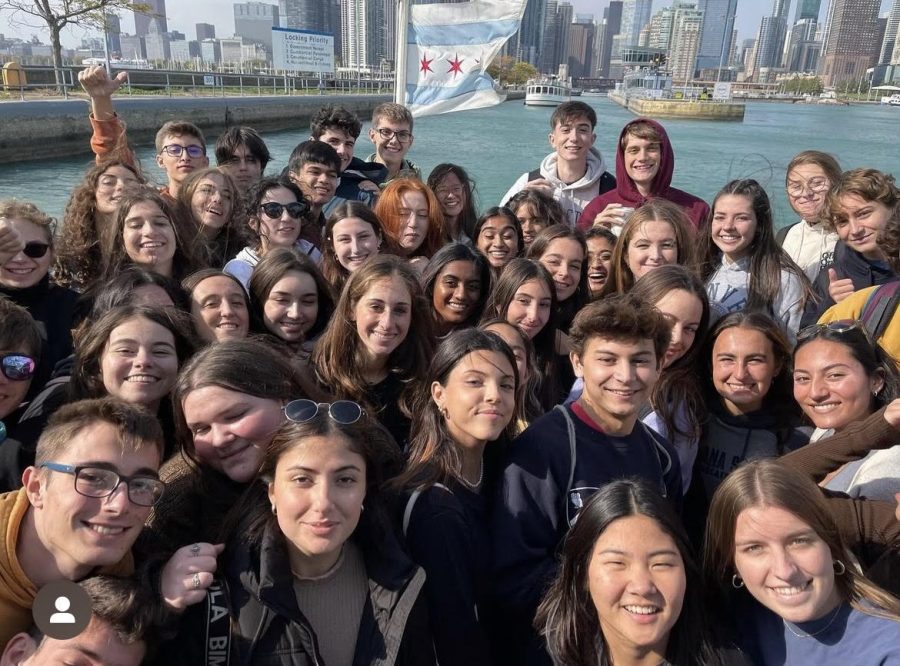 Chicago Explorers: Spanish Exchange students take on the windy city and learned about Chicago architecture on a boat tour. Photo courtesy of Annamarie Diaz- Lugo