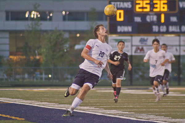 Mens soccer aims to score conference title