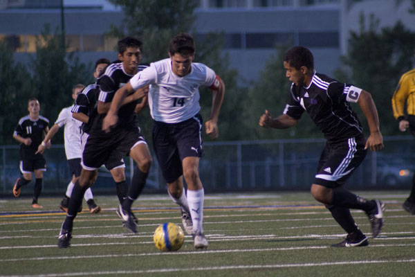 Mens Soccer finishes season strong