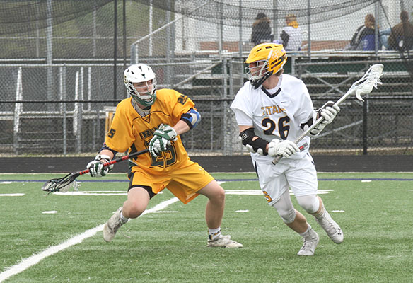 Men’s lacrosse loses in first round of playoffs  