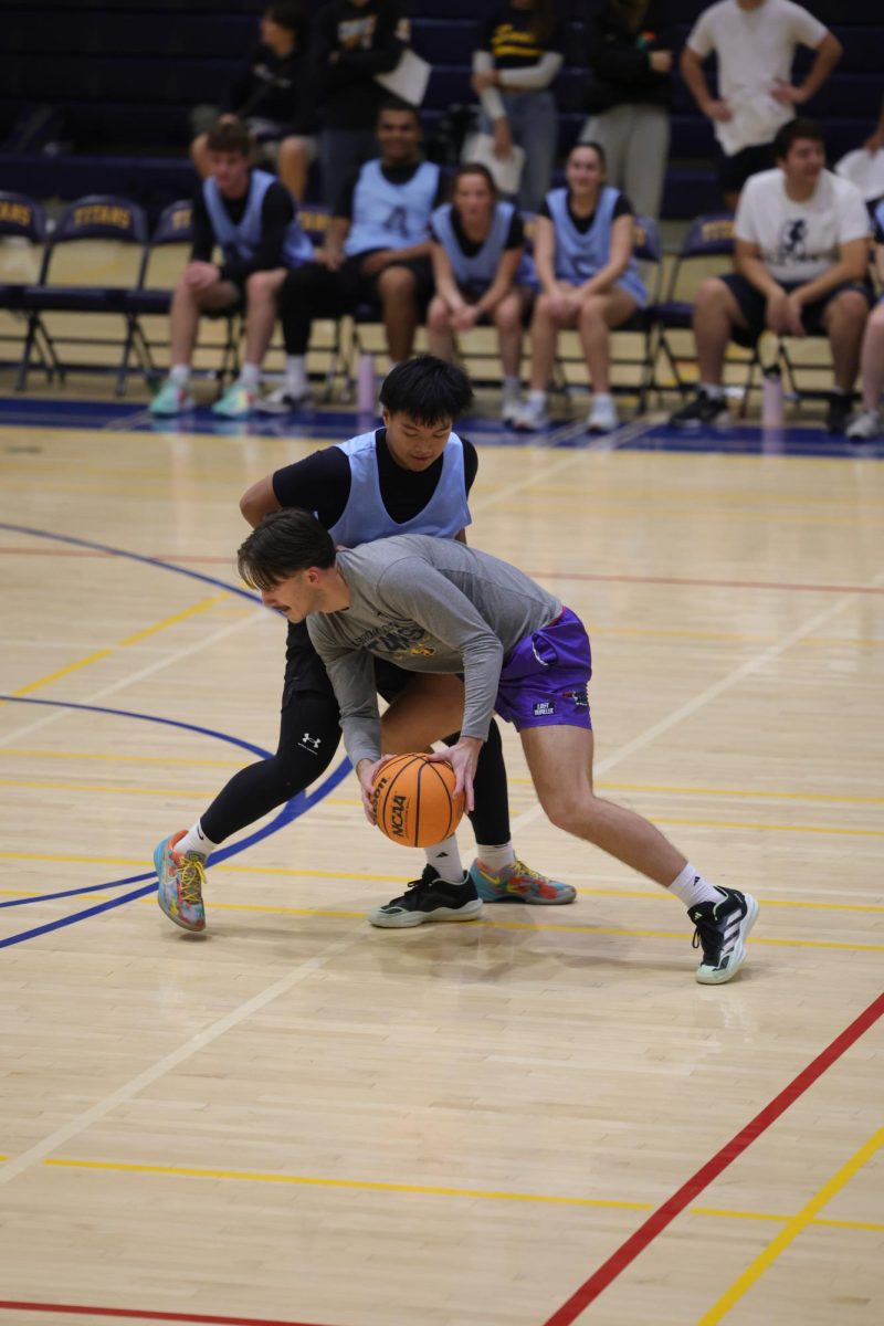 Charity basketball game brings school together